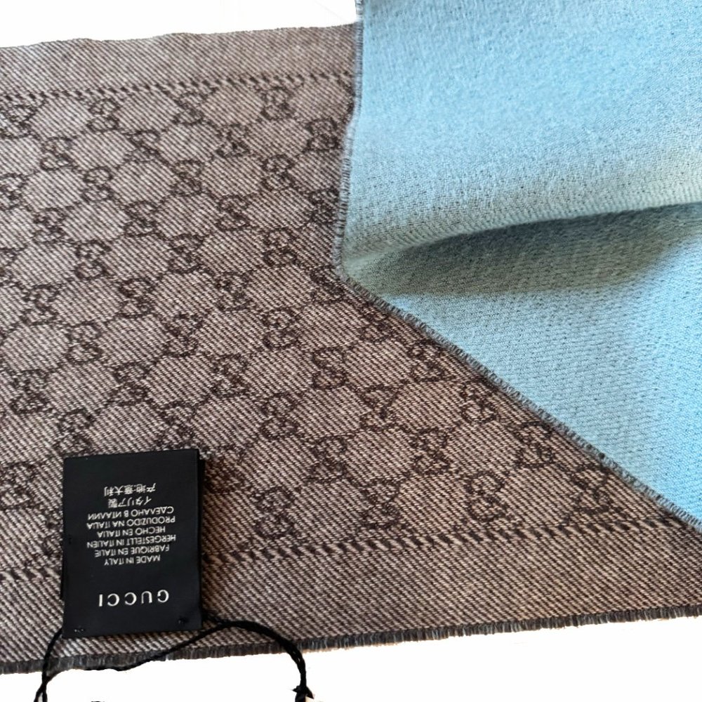 NWT Gucci GG Jacquard Lonarin Wool Scarf Reversible